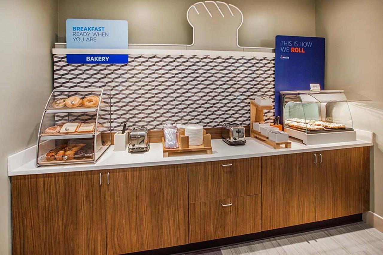 Holiday Inn Express Princeton Southeast By Ihg Plainsboro Exteriör bild
